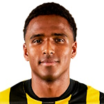 Niclas Eliasson, Internacional Central Midfielder
