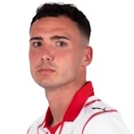 Arnau Martínez, Valencia Centre Back