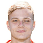 Finn Stam, Willem II Centre Back
