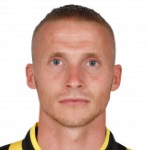 Alexander Büttner, Vitesse Centre Back