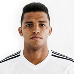 Aderllan Santos, AVS Centre Back
