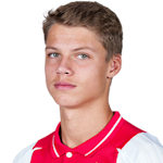 Sean Steur, Newcastle Central Midfielder